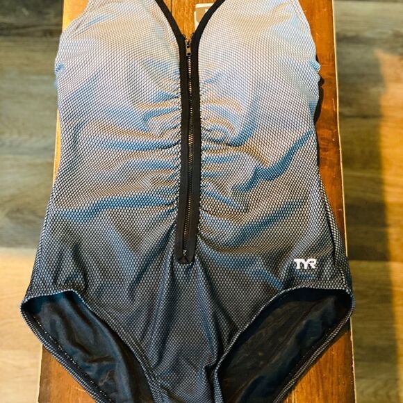 TYR Fishnet V Neck Zip Control-fit one piece swimsuit - Picture 2 of 7